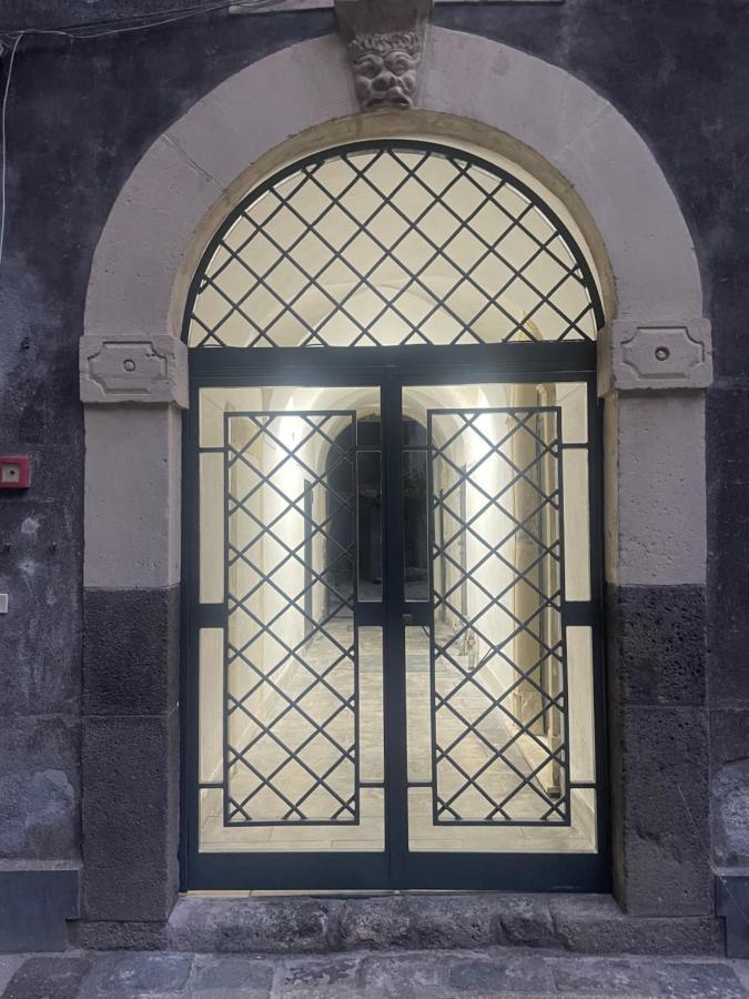 Mega House 2 Apartment Catania Exterior photo