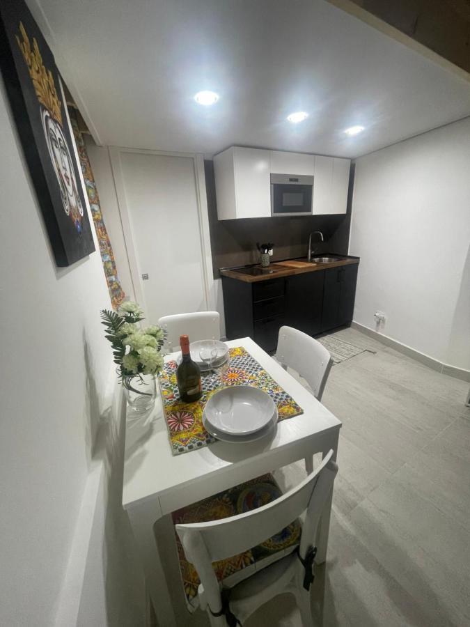 Mega House 2 Apartment Catania Exterior photo